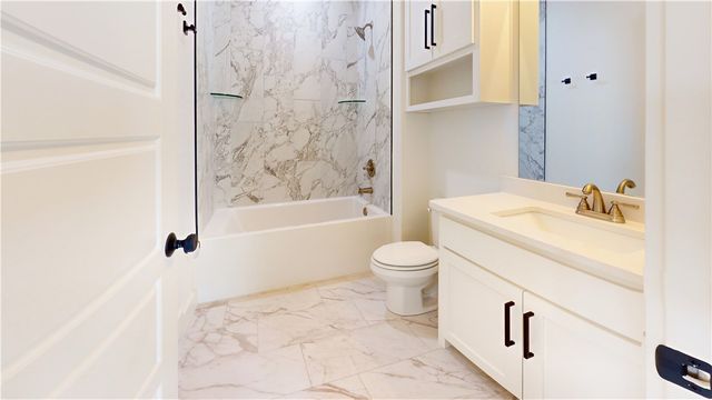 510 W Olive Street, Rogers, AR 72756