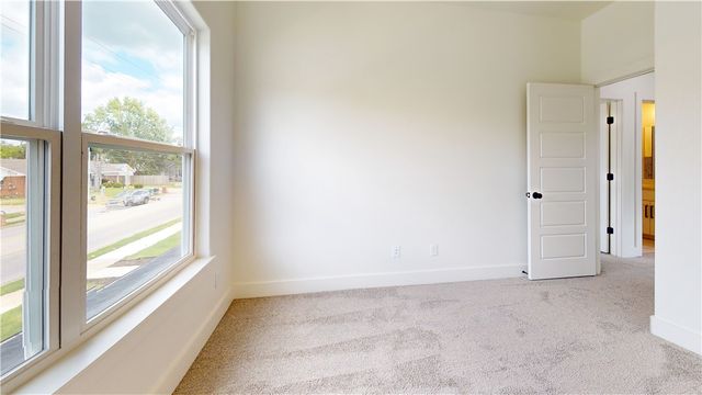 510 W Olive Street, Rogers, AR 72756