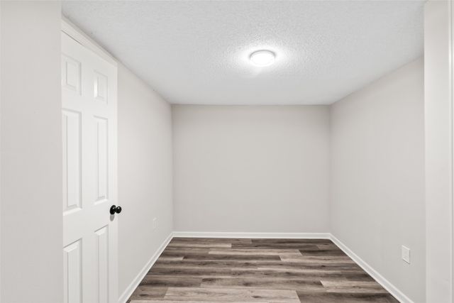 7037 Hickory Lane, Urbandale, IA 50322