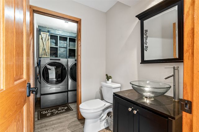 7037 Hickory Lane, Urbandale, IA 50322
