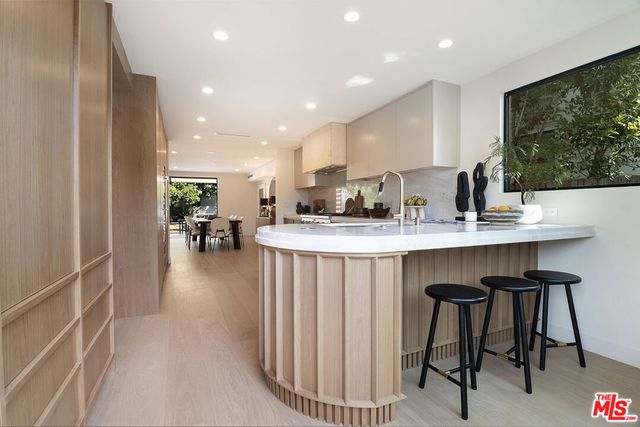 10639 Cushdon Avenue, Los Angeles, CA 90064