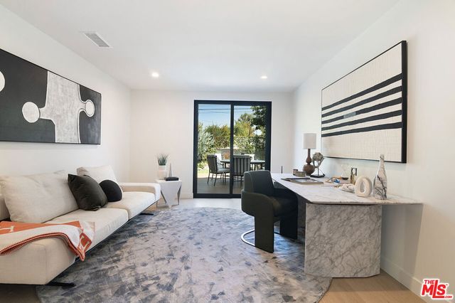10639 Cushdon Avenue, Los Angeles, CA 90064