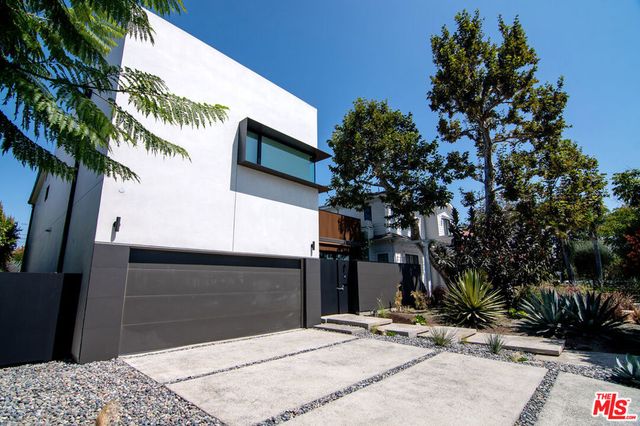 10639 Cushdon Avenue, Los Angeles, CA 90064