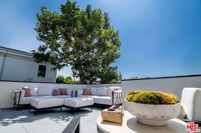10639 Cushdon Avenue, Los Angeles, CA 90064
