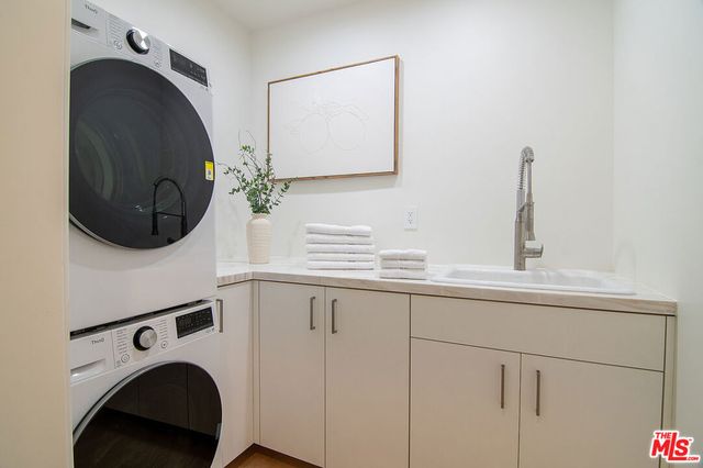 10639 Cushdon Avenue, Los Angeles, CA 90064