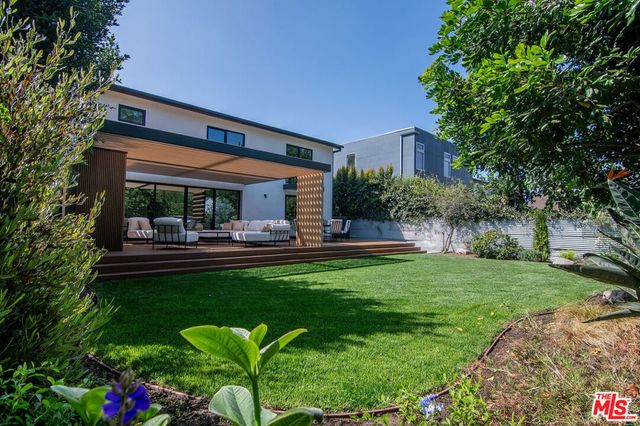 10639 Cushdon Avenue, Los Angeles, CA 90064