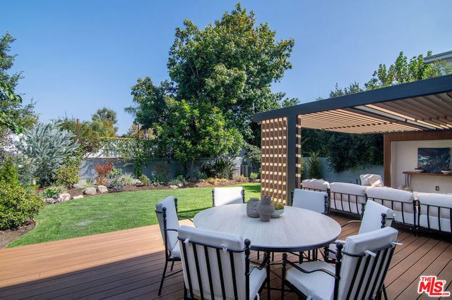 10639 Cushdon Avenue, Los Angeles, CA 90064
