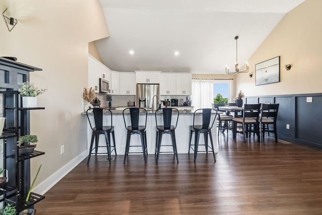 1905 Eagle Drive, Harrisonville, MO 64701