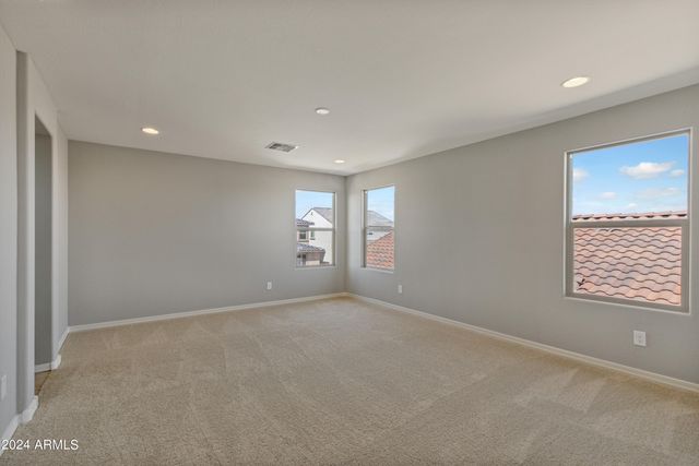 8956 W LUKE Avenue, Glendale, AZ 85305