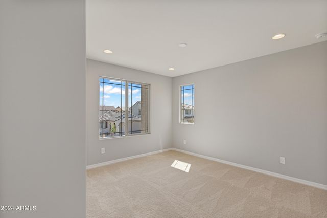 8956 W LUKE Avenue, Glendale, AZ 85305