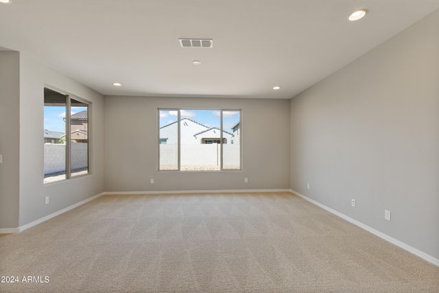 8956 W LUKE Avenue, Glendale, AZ 85305