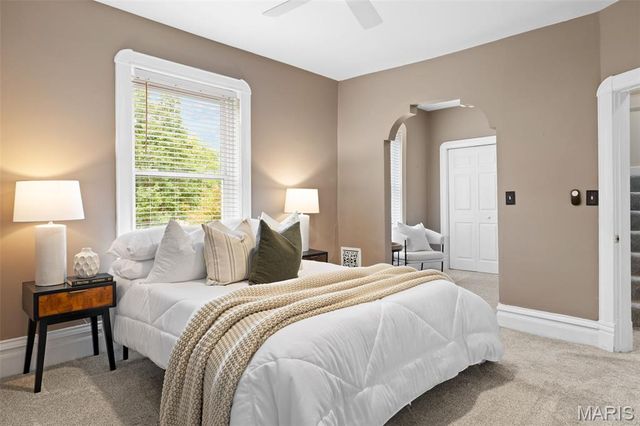 3449 Manhattan Avenue, Maplewood, MO 63143