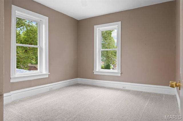 3449 Manhattan Avenue, Maplewood, MO 63143