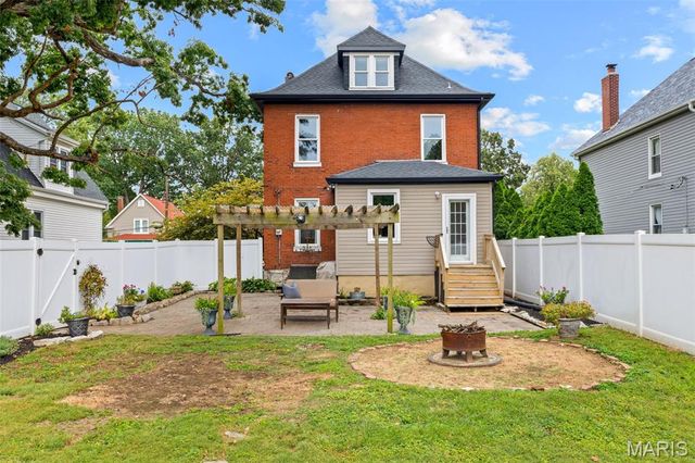 3449 Manhattan Avenue, Maplewood, MO 63143