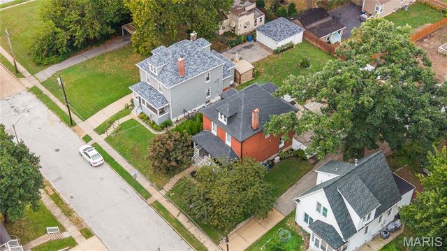 3449 Manhattan Avenue, Maplewood, MO 63143