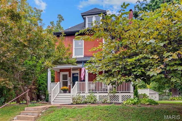 3449 Manhattan Avenue, Maplewood, MO 63143