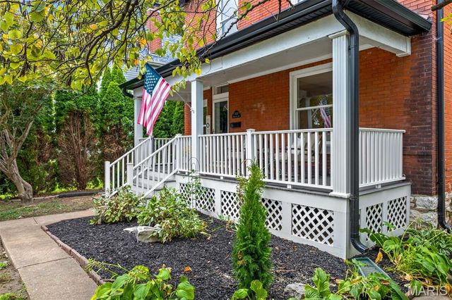3449 Manhattan Avenue, Maplewood, MO 63143