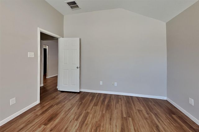16716 Foursquare Drive, Conroe, TX 77385