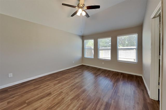 16716 Foursquare Drive, Conroe, TX 77385