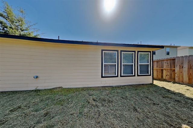 16716 Foursquare Drive, Conroe, TX 77385