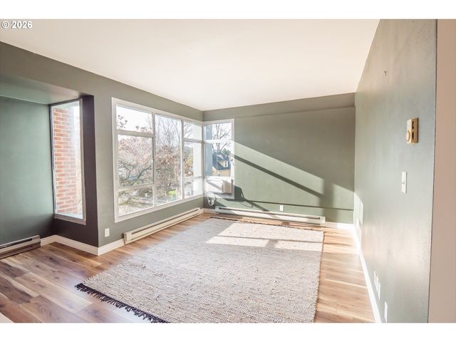 1313 LINCOLN St 308, Eugene, OR 97401