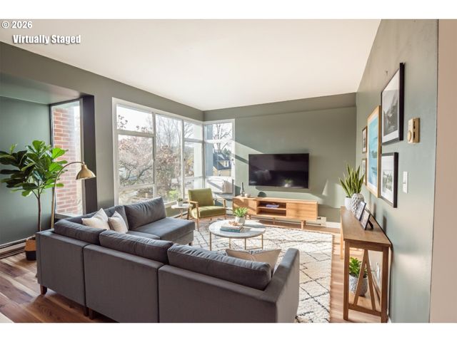 1313 LINCOLN St 308, Eugene, OR 97401