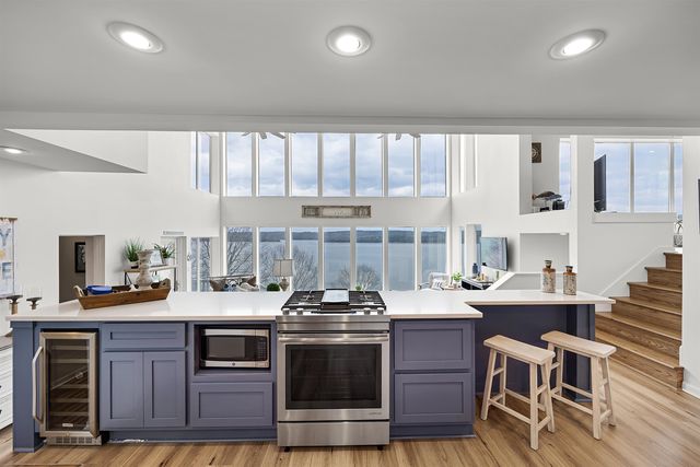 100 SUNNYVIEW DR, Counce, TN 38326