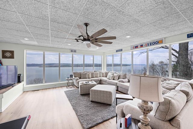 100 SUNNYVIEW DR, Counce, TN 38326