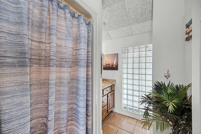 100 SUNNYVIEW DR, Counce, TN 38326