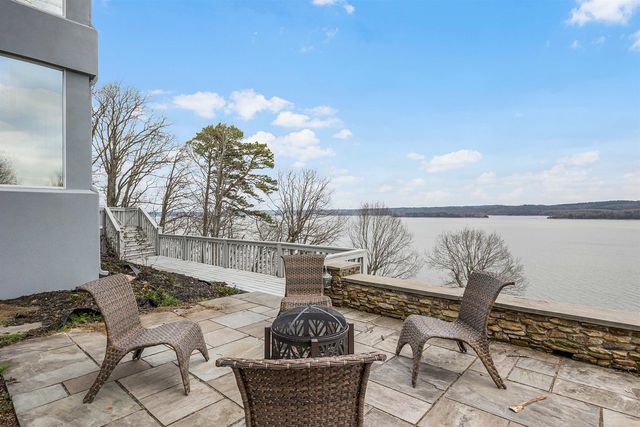 100 SUNNYVIEW DR, Counce, TN 38326