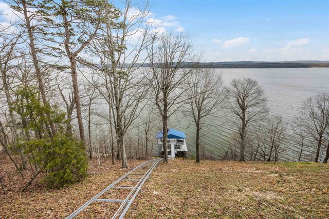 100 SUNNYVIEW DR, Counce, TN 38326