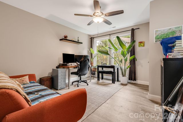 19 Shadowlawn Drive, Asheville, NC 28806