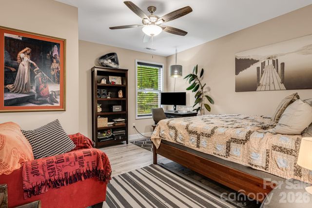 19 Shadowlawn Drive, Asheville, NC 28806