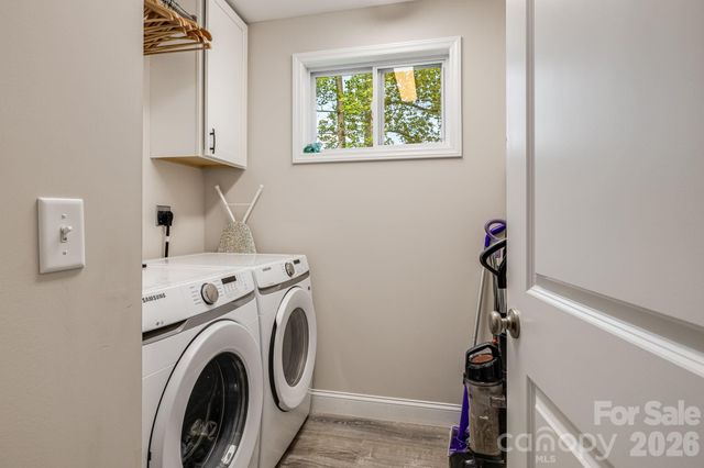 19 Shadowlawn Drive, Asheville, NC 28806