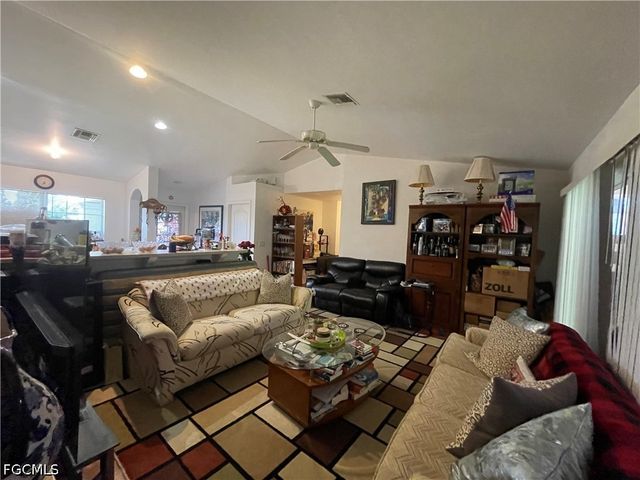 2908 12th ST SW, Lehigh Acres, FL 33976