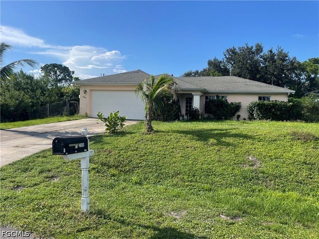 2908 12th ST SW, Lehigh Acres, FL 33976
