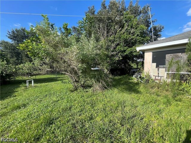 2908 12th ST SW, Lehigh Acres, FL 33976