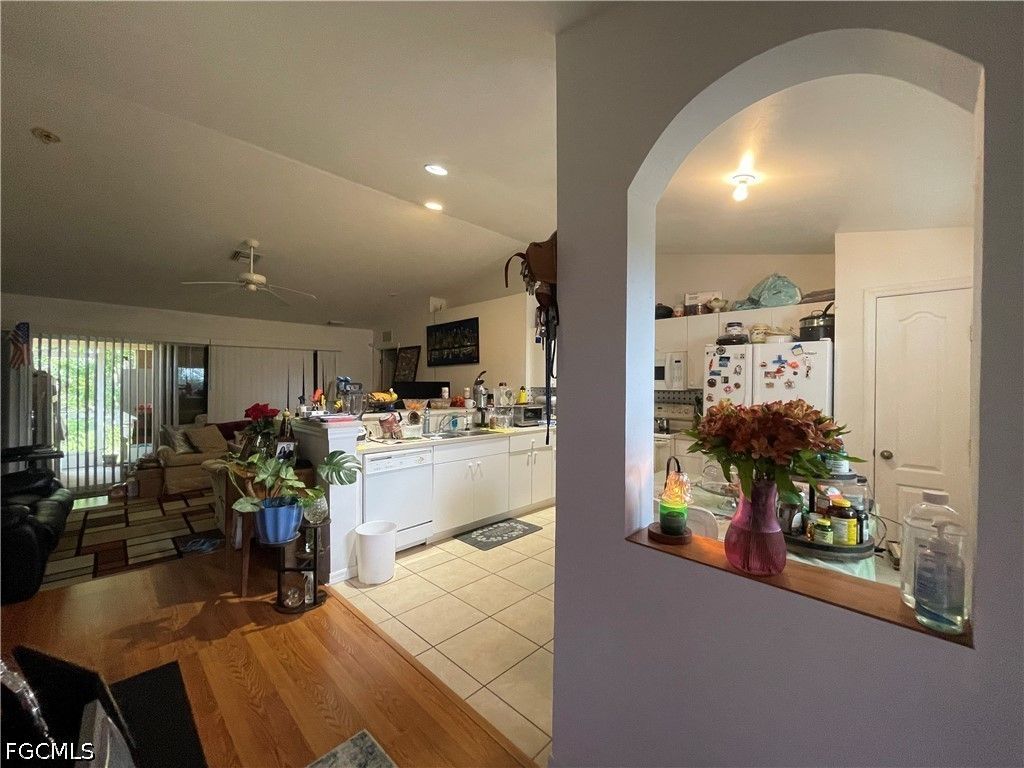 2908 12th ST SW, Lehigh Acres, FL 33976
