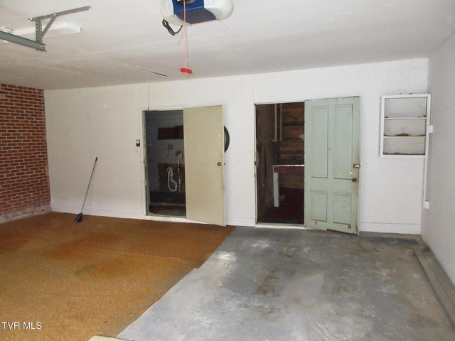 435 Horton Highway, Fall Branch, TN 37656