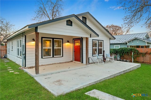 1428 Lee Street, New Braunfels, TX 78130