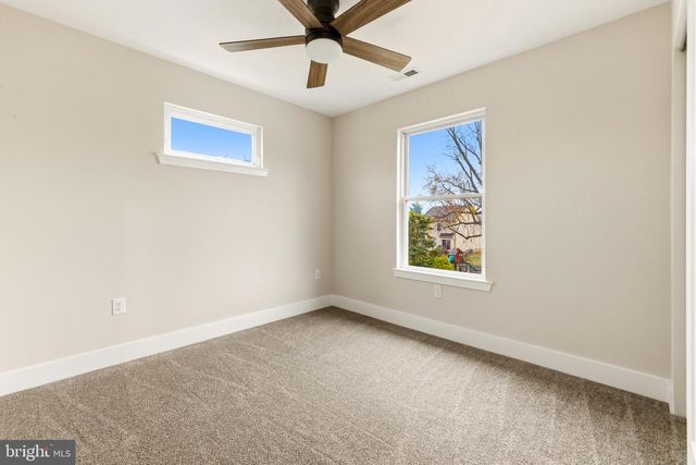 21 N DAVIS AVE, Audubon, NJ 08106