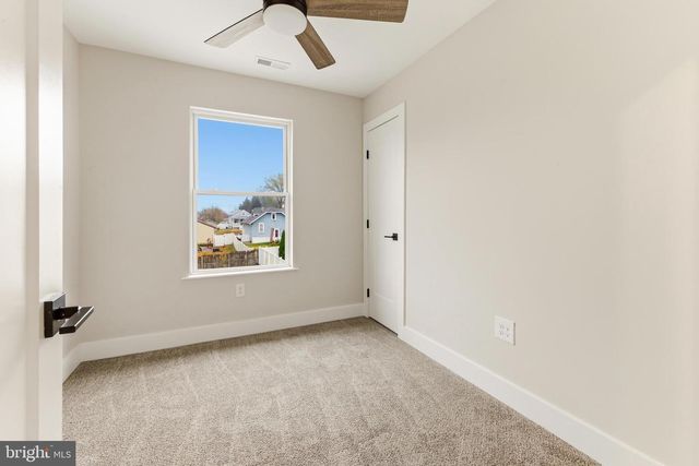 21 N DAVIS AVE, Audubon, NJ 08106