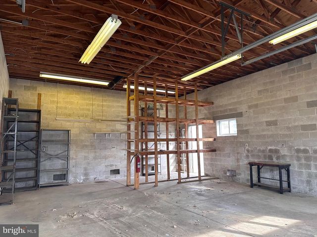 21 N DAVIS AVE, Audubon, NJ 08106