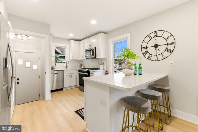 21 N DAVIS AVE, Audubon, NJ 08106