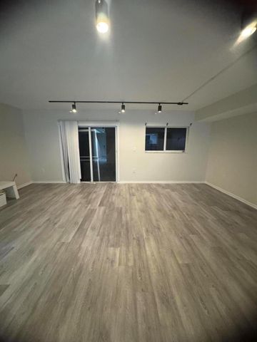 20818 San Simeon Way 106, Miami, FL 33179