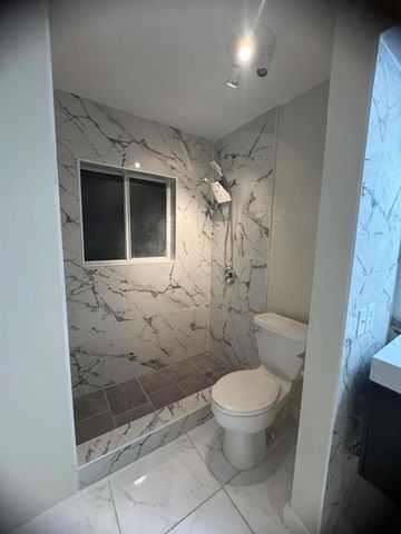 20818 San Simeon Way 106, Miami, FL 33179