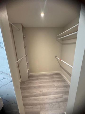 20818 San Simeon Way 106, Miami, FL 33179