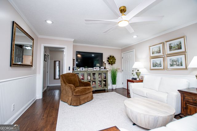 203 Windsor Pl, Bremen, GA 30110