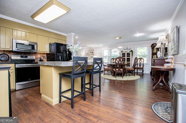 203 Windsor Pl, Bremen, GA 30110