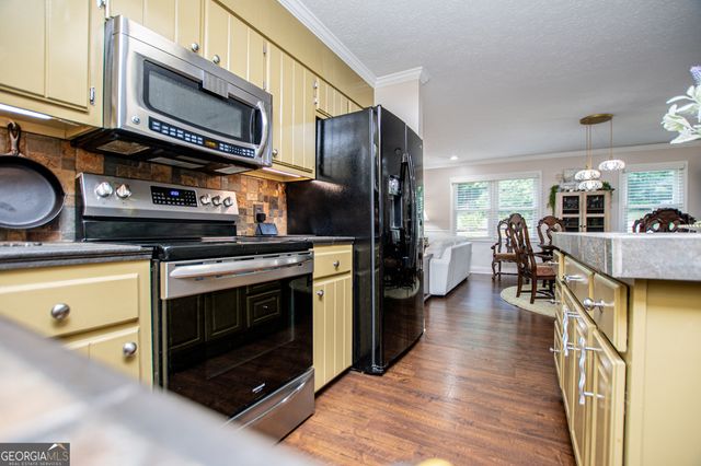 203 Windsor Pl, Bremen, GA 30110